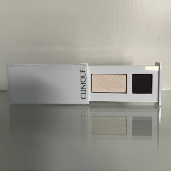 Clinique Cosmetic Bag w Product NEW - Picture 4 of 8